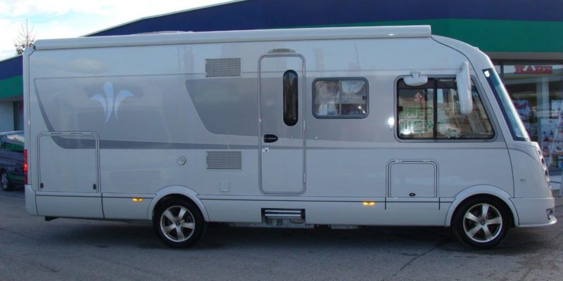 Arto 74R Modelljahr 2011 mit Sonderlackierung nach massiven Hagelschaden (6)