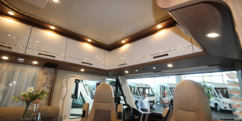 Carthago c-compactline i 141 LE (12)