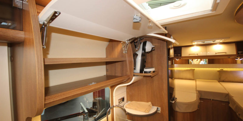 Carthago c-compactline i 141 LE (24)