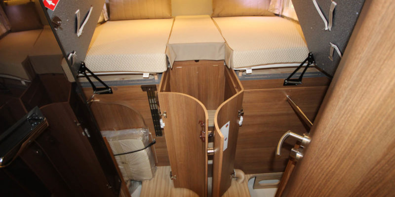 Carthago c-compactline i 141 LE (32)