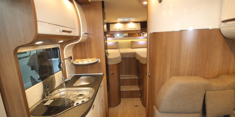 Carthago c-compactline i 143 LE (21)