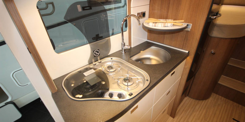 Carthago c-compactline i 143 LE (22)