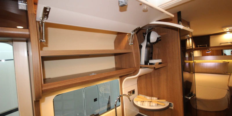 Carthago c-compactline i 143 LE (23)