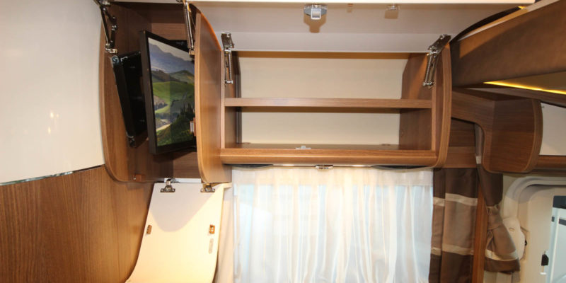 Carthago c-compactline i 143 LE (37)