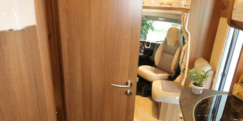 Carthago c-tourer T 143 LE (31)