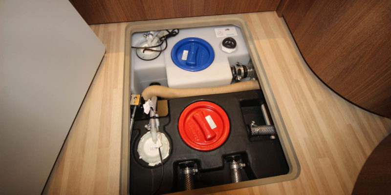 Carthago c-tourer T 143 LE (38)