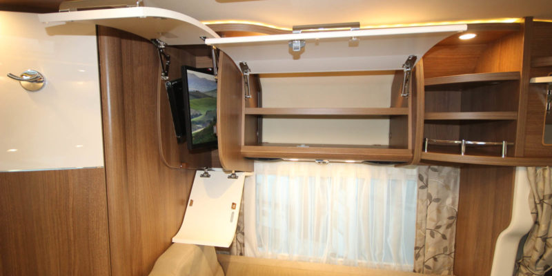 Carthago c-tourer T 143 LE (40)