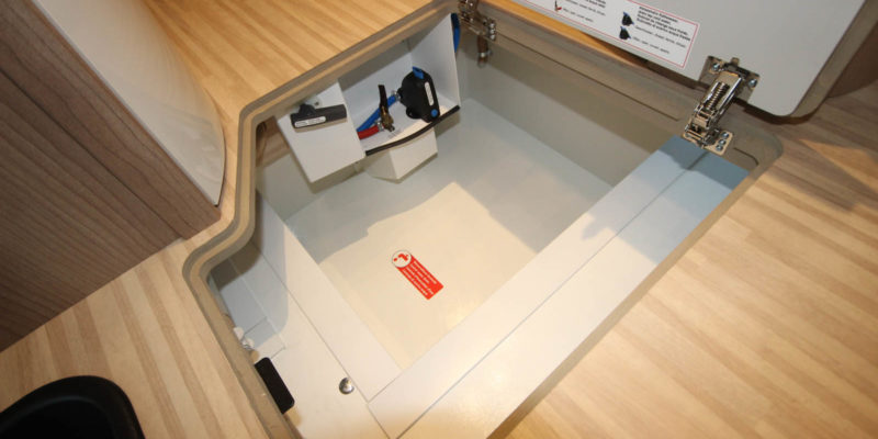 Carthago c-tourer i 141 LE (14)