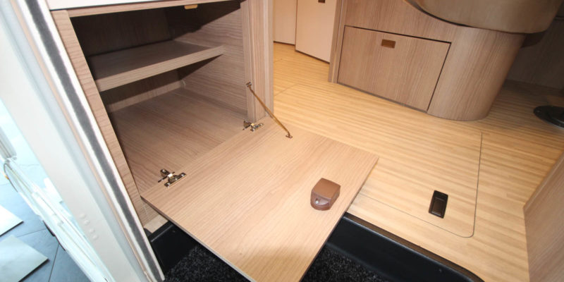 Carthago c-tourer i 144 LE (14)