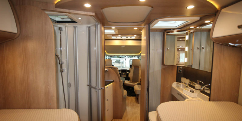 Carthago c-tourer i 144 LE (33)