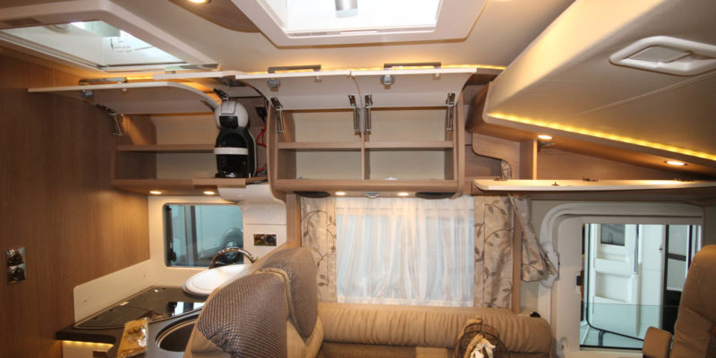 Carthago c-tourer i 144 LE (36)