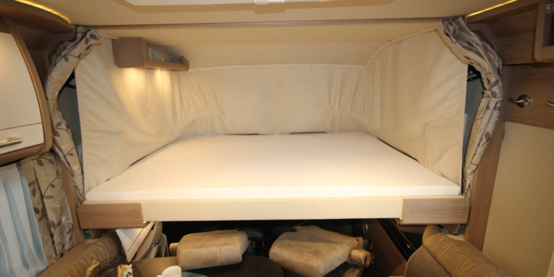 Carthago c-tourer i 144 LE (46)