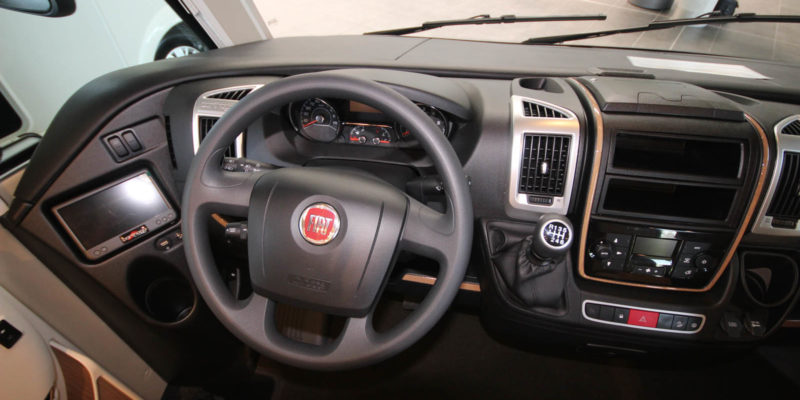 Carthago c-tourer i 144 LE (47)