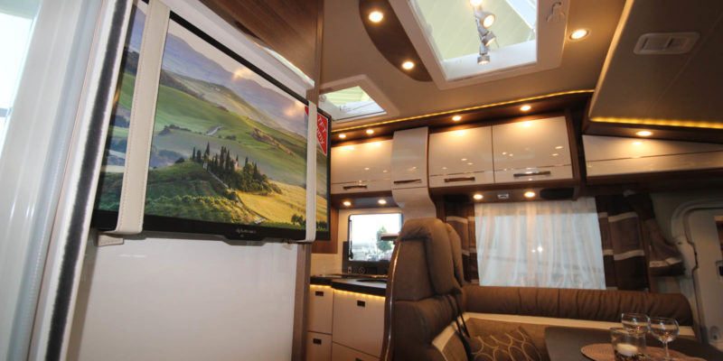 Carthago c-tourer i 144 QB (14)