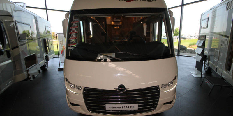 Carthago c-tourer i 144 QB (2)