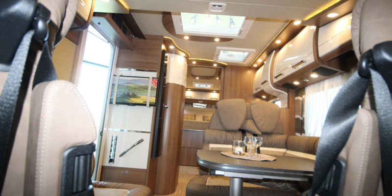 Carthago c-tourer i 144 QB (41)