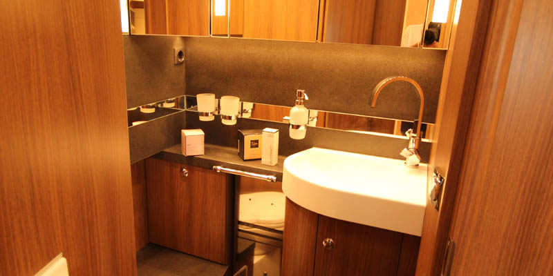 Carthago chic e-line i 50 LE auf Fiat Ducato (65)