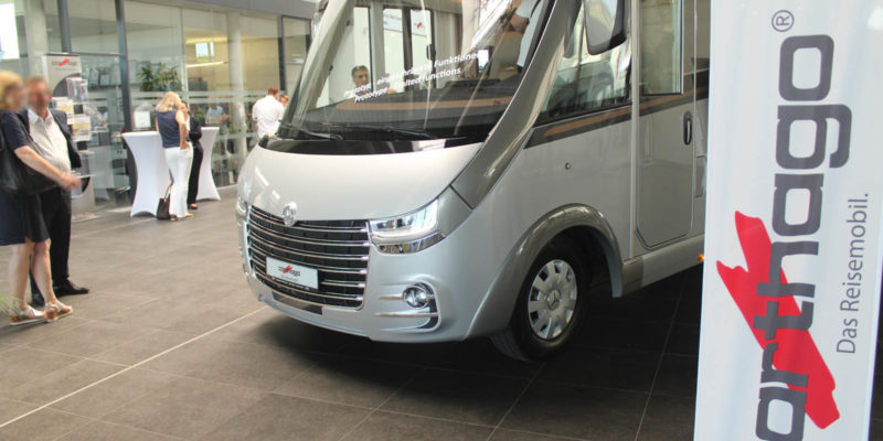 Carthago-chic-e-line-i-51-QB-auf-Mercedes-Sprinter-2