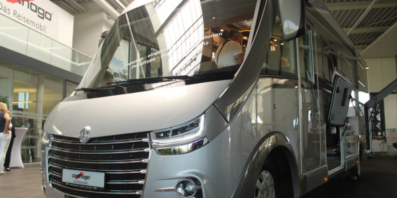Carthago chic e-line i 51 QB auf Mercedes Sprinter (3)