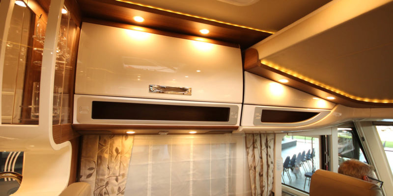 Carthago chic e-line i 51 QB auf Mercedes Sprinter (44)