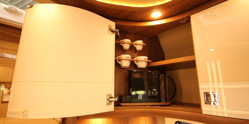 Carthago chic e-line i 51 QB auf Mercedes Sprinter (53)