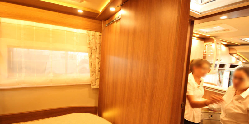 Carthago-chic-e-line-i-51-QB-auf-Mercedes-Sprinter-96