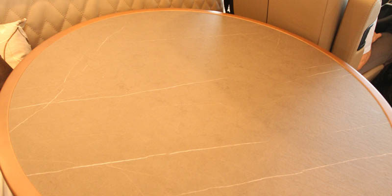 Carthago chic e-line i 51 QB auf Mercedes Sprinter (98)