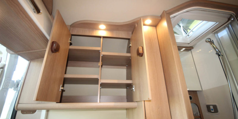 Malibu Van 540 DB (20)