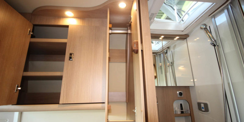 Malibu Van 540 DB (21)