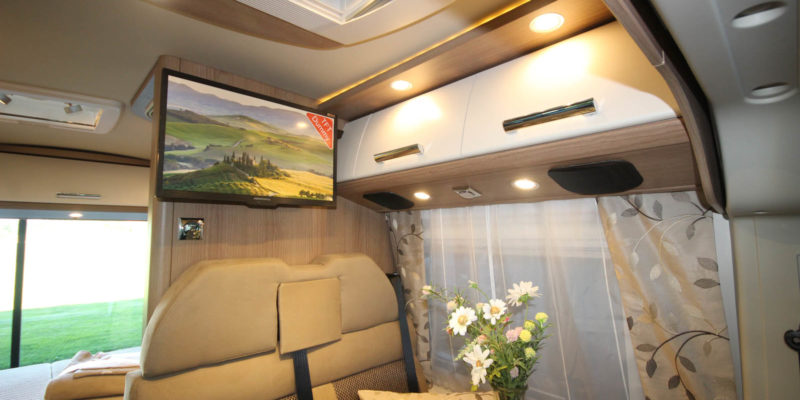 Malibu Van 540 DB (28)