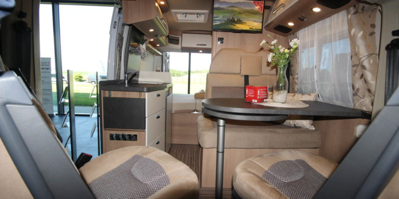 Malibu Van 540 DB (29)