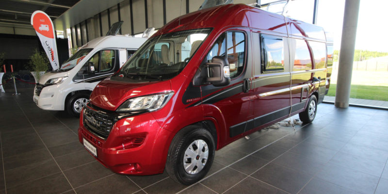 Malibu Van 600 DB Low Bed (1)