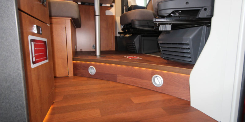 Malibu Van 600 DB Low Bed (5)