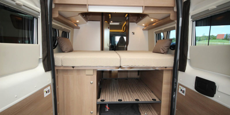 Malibu Van Charming Coupe 600 DB (12)