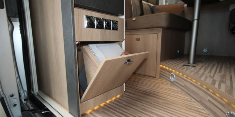 Malibu Van Charming Coupe 600 DB (20)