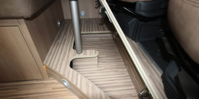 Malibu Van Charming Coupe 600 DB (22)