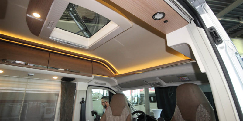 Malibu Van Charming Coupe 600 DB (23)