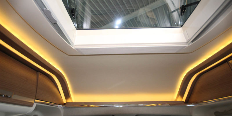 Malibu Van Charming Coupe 600 DB (24)