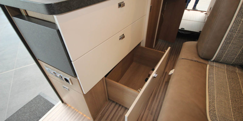 Malibu Van Charming Coupe 600 DB (41)