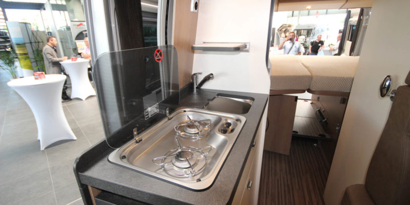 Malibu Van Charming Coupe 600 DB (42)