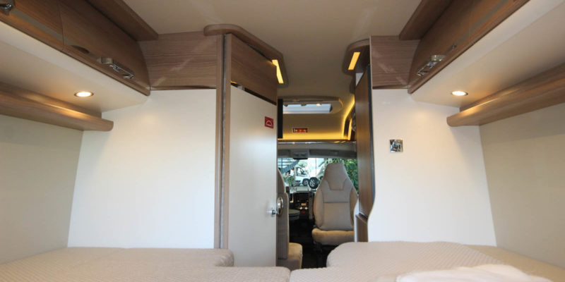 Malibu Van Charming Coupe 640 LE (11)