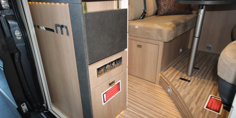 Malibu Van Charming Coupe 640 LE (15)