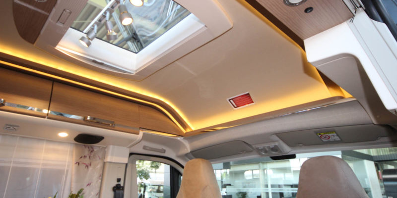 Malibu Van Charming Coupe 640 LE (17)