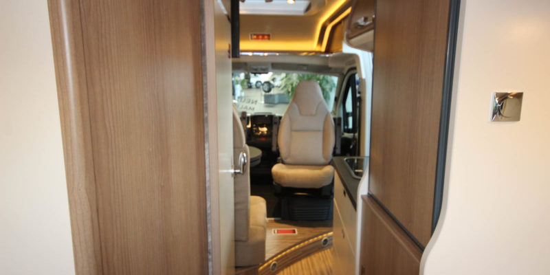 Malibu Van Charming Coupe 640 LE (25)