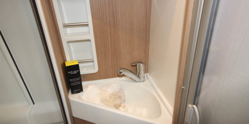 Malibu Van Charming Coupe 640 LE (28)