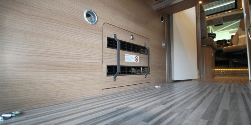 Malibu Van Charming GT 600 DB (11)