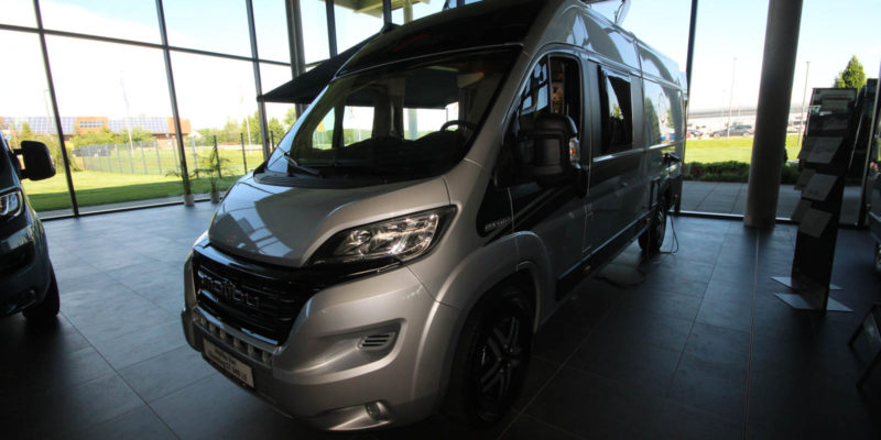 Malibu Van Charming GT 640 LE (1)