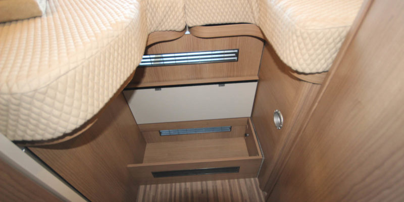 Malibu Van Charming GT 640 LE (19)