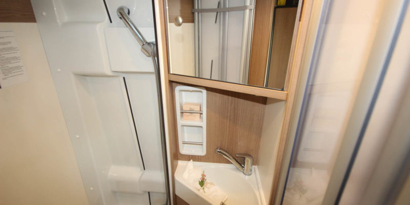 Malibu Van Charming GT 640 LE (21)