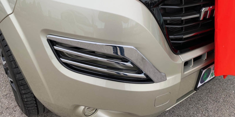 Projekt Malibu Van 640 LE Goldenwhite 2